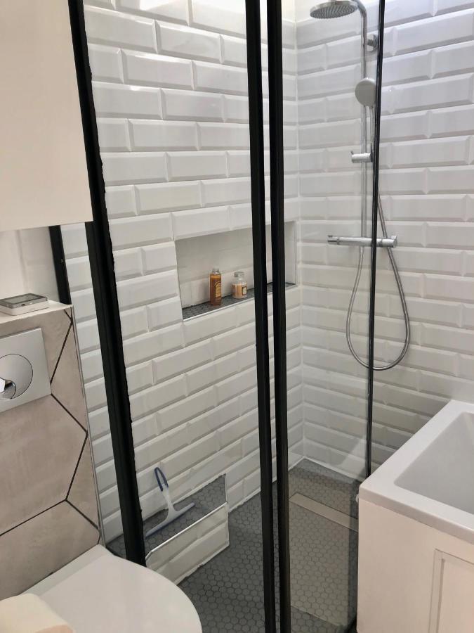 Appartement Sur Les Toits, Tres Jolie Vue Provence Greoux-les-Bains Luaran gambar